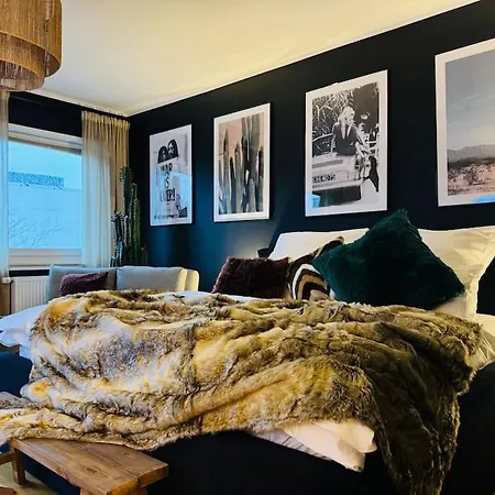Klassen - Designer Fuer 6 - Zentral - 2x Kingsize Apartment